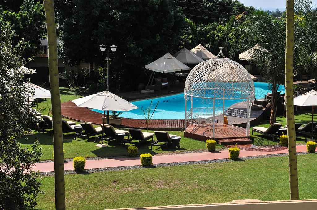 2Ten Hotel Sibasa Luaran gambar